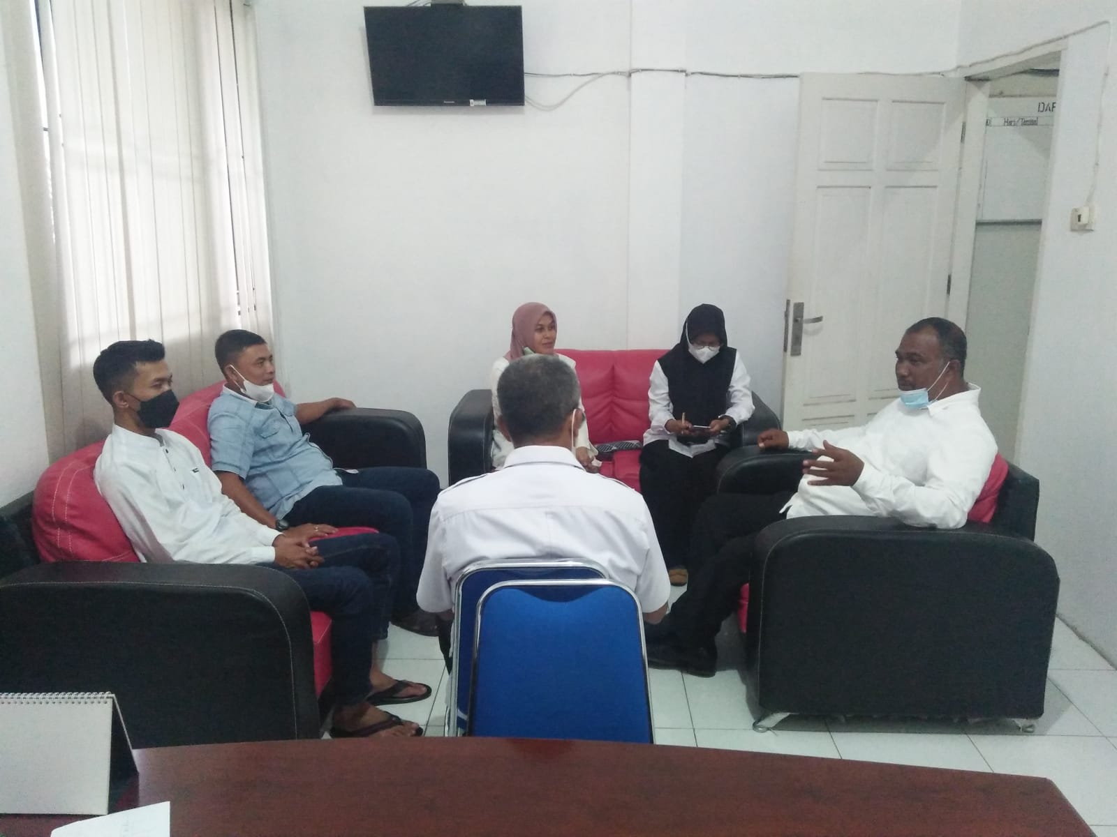 Bakesbangpol Banda Aceh bersama Gampong Lambhuk Siap Bersinergi Menguatkan Nilai Wawasan Kebangsaan