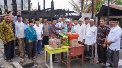 Himsam Banda Aceh Serahkan Bantuan Donasi  untuk Korban Kebakaran di Dayah Al Islah Al Aziziyah
