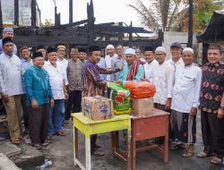 Himsam Banda Aceh Serahkan Bantuan Donasi  untuk Korban Kebakaran di Dayah Al Islah Al Aziziyah