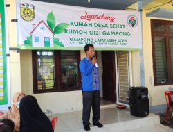 Camat Mustafa Resmikan RGG Lampaseh Aceh